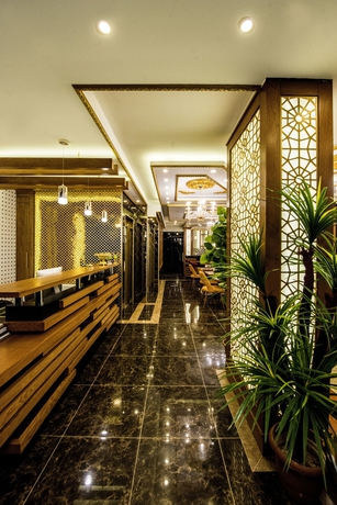 Imagen del bar/restaurante del Golden Dream Otel. Foto 9