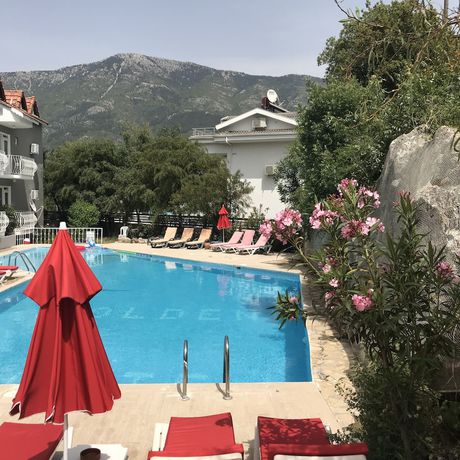 Imagen de la piscina del Golden Gate Boutique Hotel. Foto 18