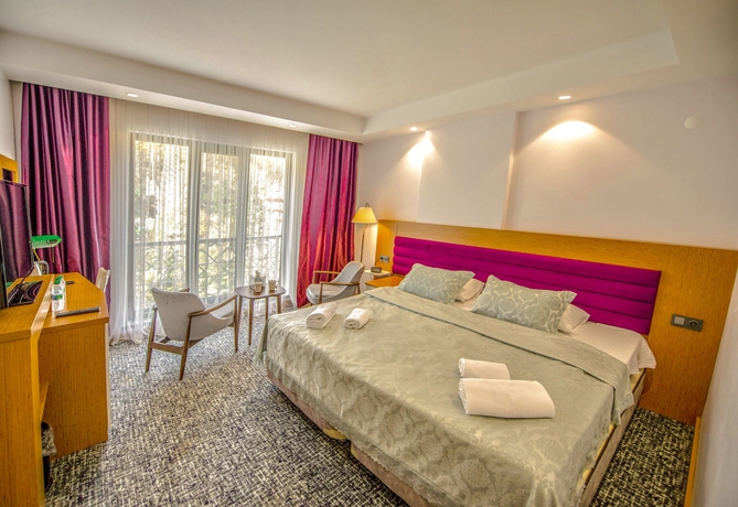 Imagen de los interiores del Golden Inn Hotel Uzungol. Foto 18