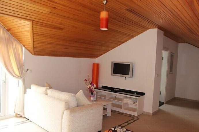 Imagen de la habitación del Golden Life Heights Deluxe Suite Hotel - Adults Only. Foto 3