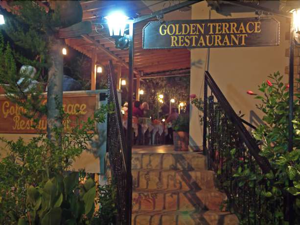 Imagen del bar/restaurante del Golden Pension. Foto 5