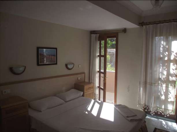 Imagen de la habitación del Golden Pension. Foto 16