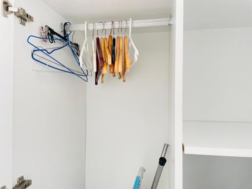 Imagen de la habitación del Golden Place Properties At The Embassy Gardens. Foto 20