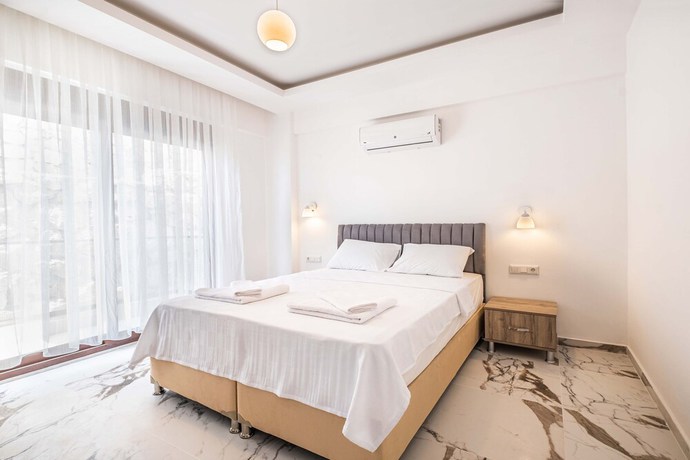 Imagen de la habitación del Golden Rose Suit Pension. Foto 8