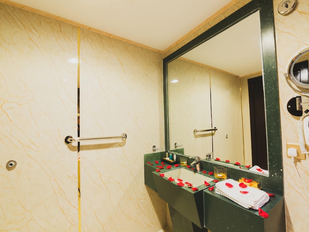 Imagen de la habitación del Golden Ship Hotel. Foto 7