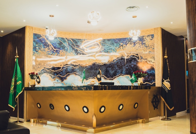 Imagen de los interiores del Golden Ship Hotel. Foto 16