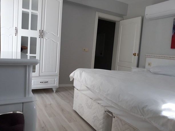 Imagen de la habitación del Golden Spark Apart Hotel. Foto 10