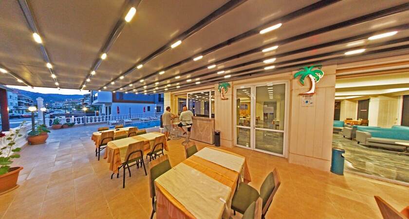 Imagen del bar/restaurante del Golden Star Otel. Foto 10
