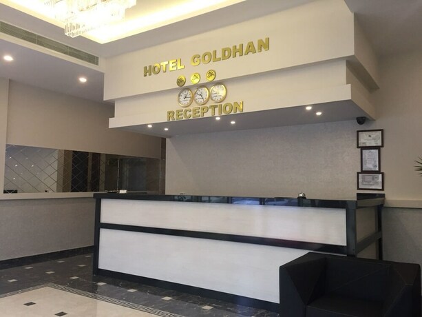 Imagen de los interiores del Goldhan Hotel. Foto 21