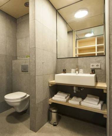 Imagen de la habitación del Golf Lodge. Foto 6