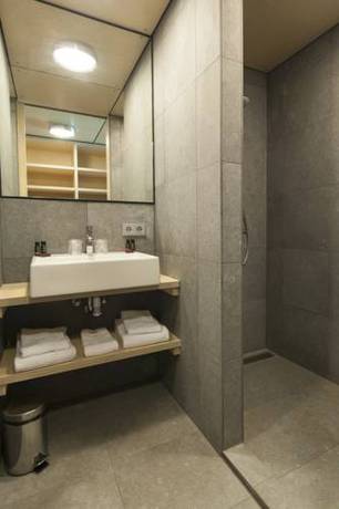 Imagen de la habitación del Golf Lodge. Foto 7