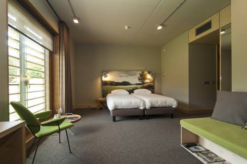 Imagen de la habitación del Golf Lodge. Foto 8