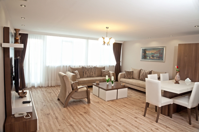 Imagen de los interiores del Golf Royal İstanbul Residence. Foto 12