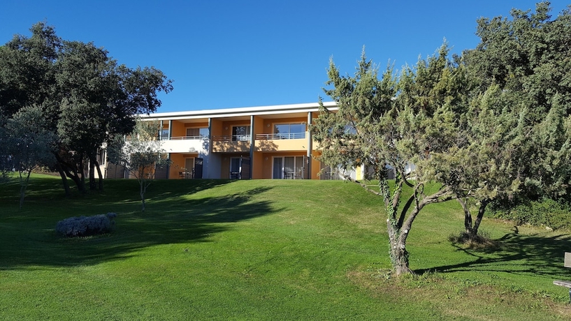 Imagen general del Golf and R&eacute;sidence de N&icirc;mes Vacquerolles. Foto 5