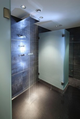 Imagen de la habitación del GolfHotel Gut Neuenhof. Foto 8