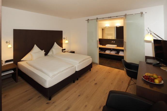 Imagen de la habitación del GolfHotel Gut Neuenhof. Foto 11