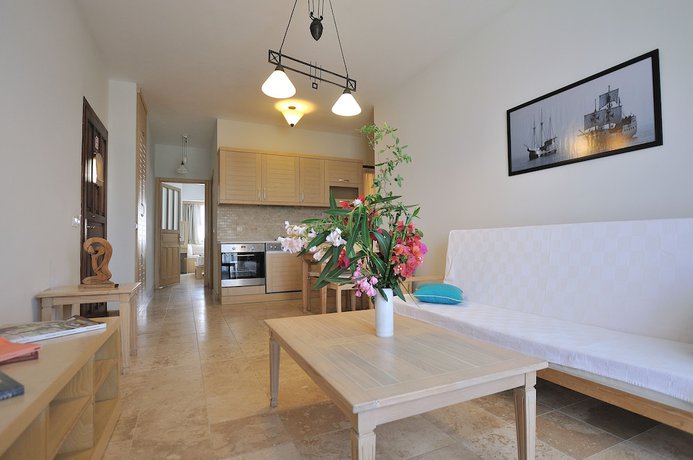 Imagen de la habitación del Golkoy Suites Boutique Hotel. Foto 17