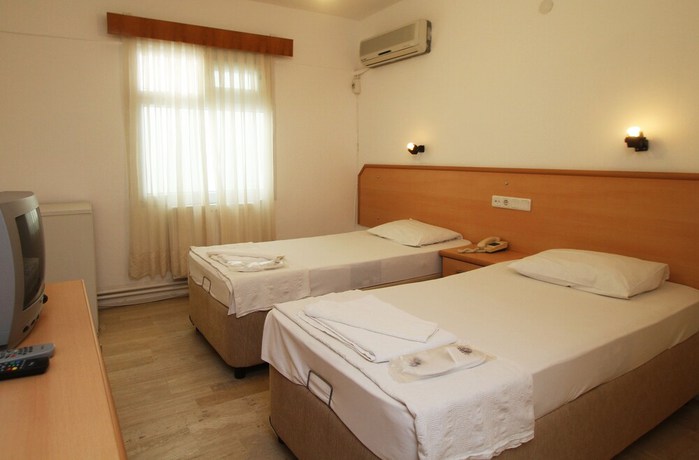 Imagen de la habitación del Goren Hotel, Cesme. Foto 8