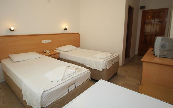 Imagen de la habitación del Goren Hotel, Cesme. Foto 16