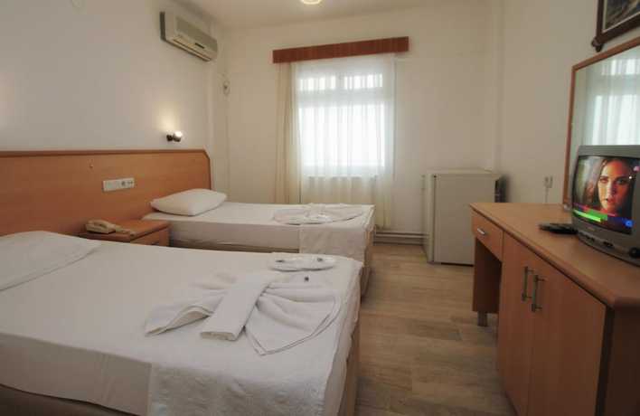 Imagen de la habitación del Goren Hotel, Cesme. Foto 19