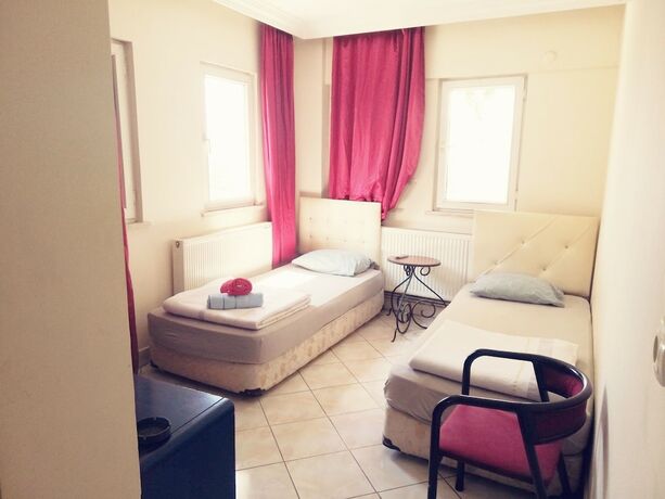 Imagen de la habitación del Gorenser Otel. Foto 9