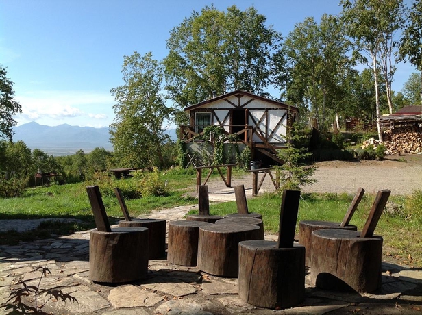 Imagen general del Gostevye Domiki Derevenka. Foto 2