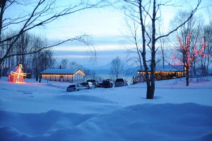 Imagen general del Gostevye Domiki Derevenka. Foto 8