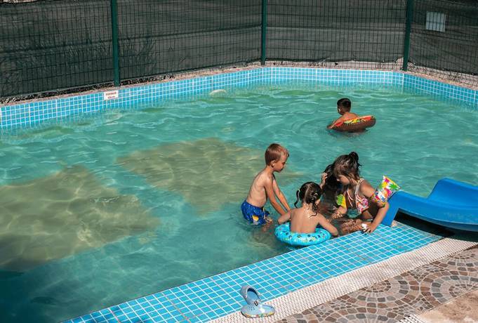 Imagen de la piscina del G&ouml;nen Aqua Apart Hotel. Foto 20