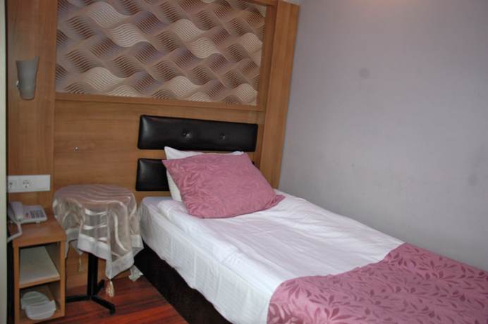 Imagen de la habitación del Göznur Hotel. Foto 18