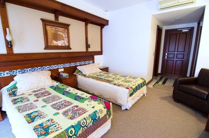 Imagen de la habitación del Gozen Hotel. Foto 10