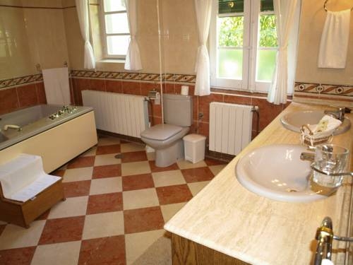 Imagen de la habitación del Gran Posada La Mesnada. Foto 5