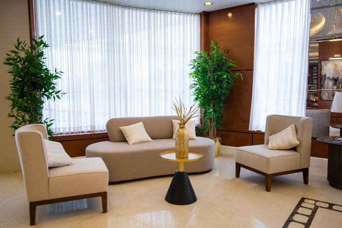 Imagen de los interiores del Granada Palace Inn. Foto 10