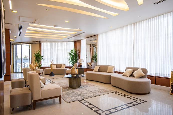 Imagen de los interiores del Granada Palace Inn. Foto 15