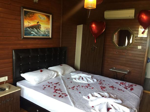 Imagen de la habitación del Grand Ada Family Hotel. Foto 6