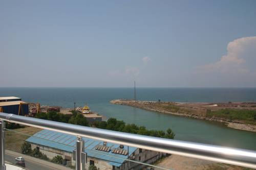 Imagen de la habitación del Grand Ahos Hotel & Spa. Foto 3