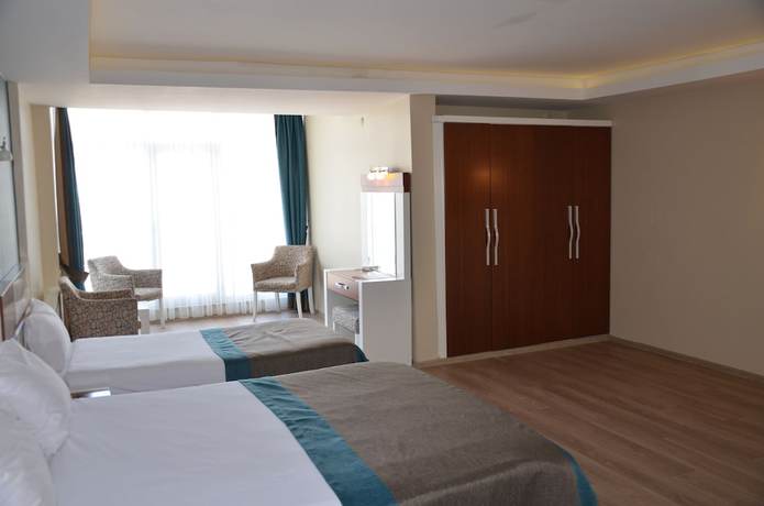 Imagen de la habitación del Grand Ahos Hotel and Spa. Foto 6