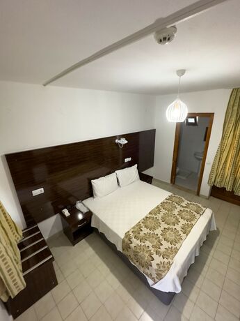 Imagen de la habitación del Grand Atlas Hotel. Foto 20