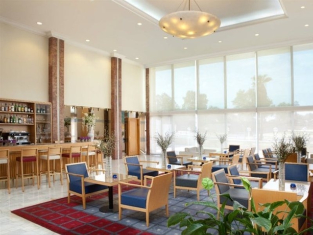 Imagen general del Grand Beach Hotel. Foto 4