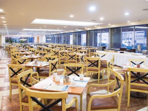 Imagen general del Grand Beach Hotel. Foto 5