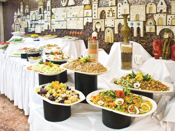 Imagen general del Grand Beach Hotel. Foto 6