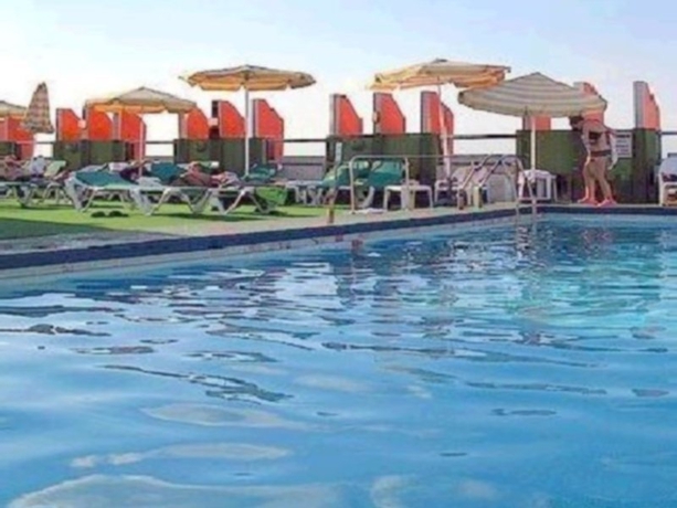 Imagen general del Grand Beach Hotel. Foto 11