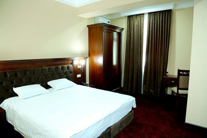 Imagen de la habitación del Grand Capital Hotel. Foto 16