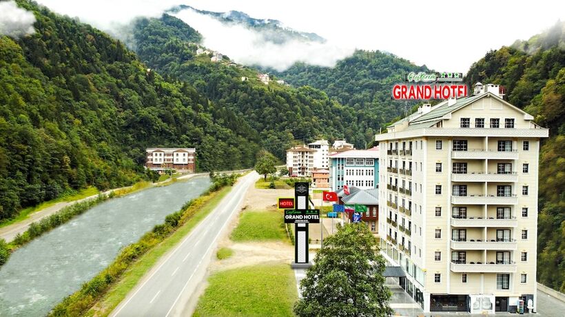 Imagen general del Grand &Ccedil;aykaram Hotel. Foto 6