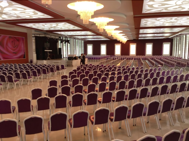 Imagen de los interiores del Grand Cinar Hotel. Foto 18