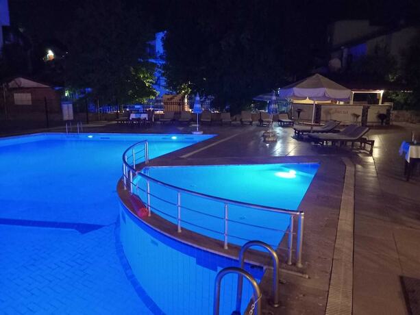Imagen general del Grand Cnr Hotels. Foto 1