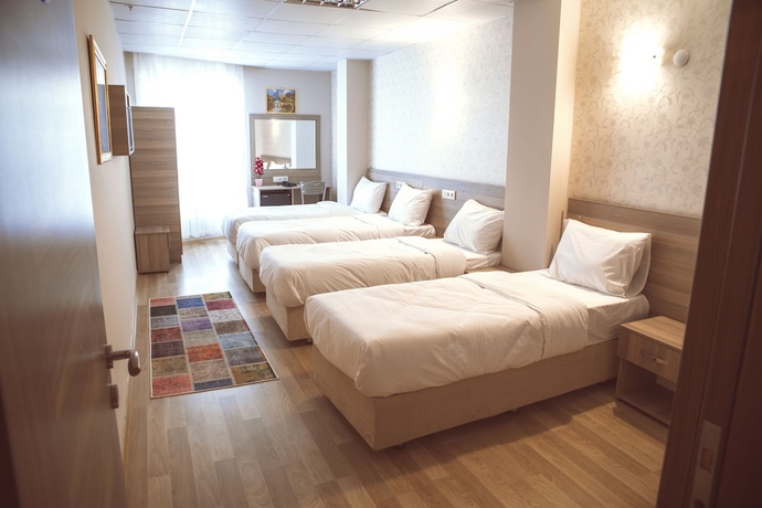 Imagen de la habitación del Grand Dedem Hotel. Foto 6