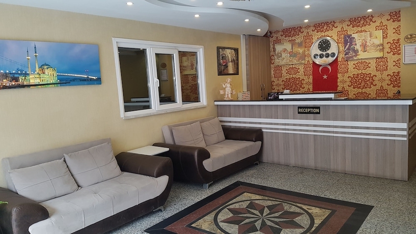 Imagen de los interiores del Grand Dedem Hotel. Foto 16