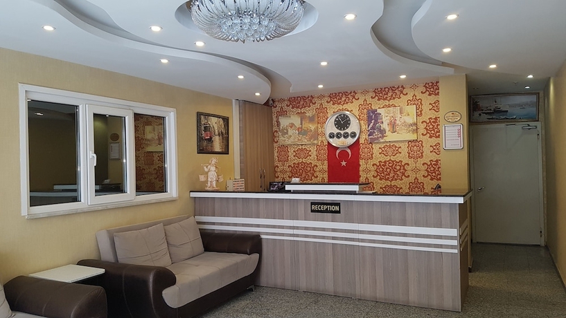 Imagen de los interiores del Grand Dedem Hotel. Foto 17