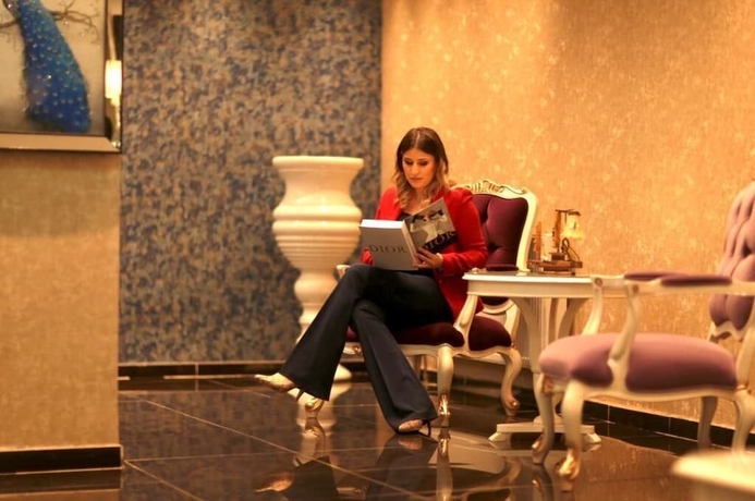 Imagen de los interiores del Grand Dogan Otel. Foto 10