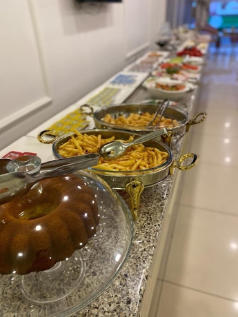 Imagen del bar/restaurante del Grand Dogan Otel. Foto 3